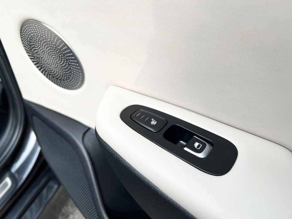 Used Kia Stinger 2018 for sale - 77820795: Photo 13