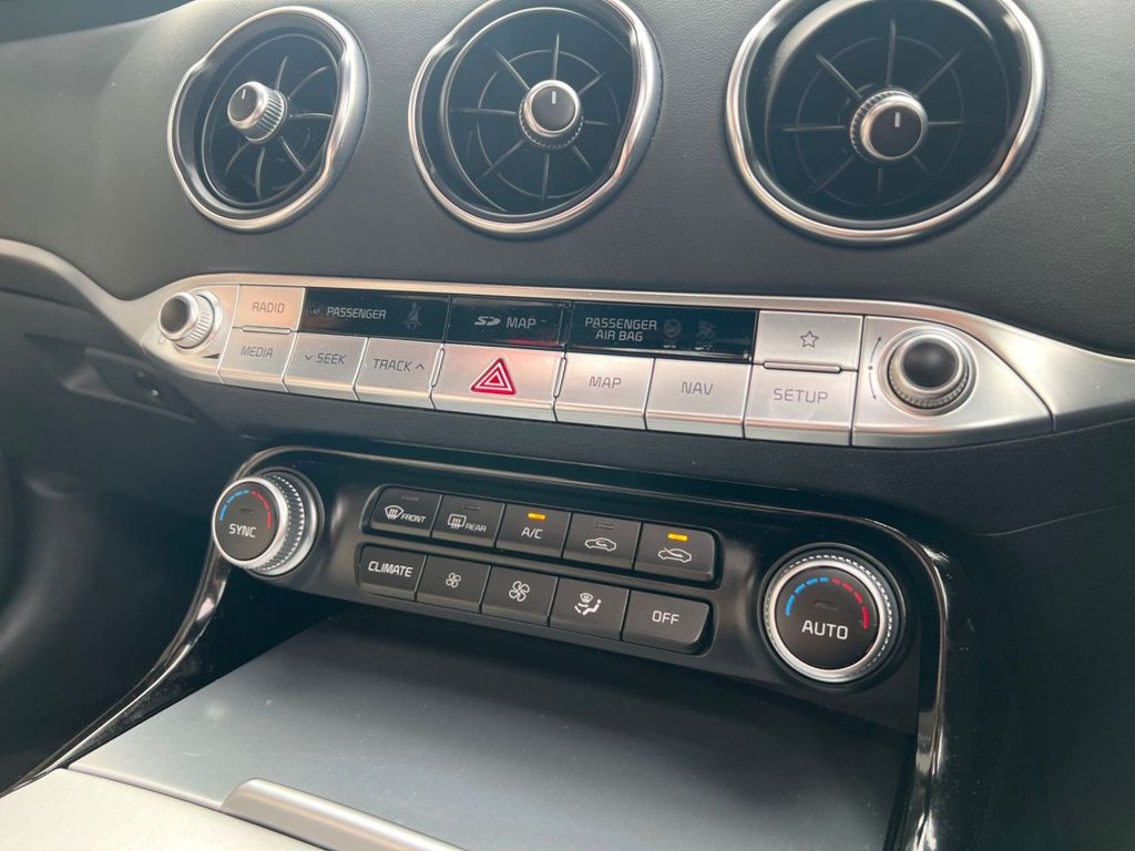 Used Kia Stinger 2018 for sale - 77820795: Photo 20