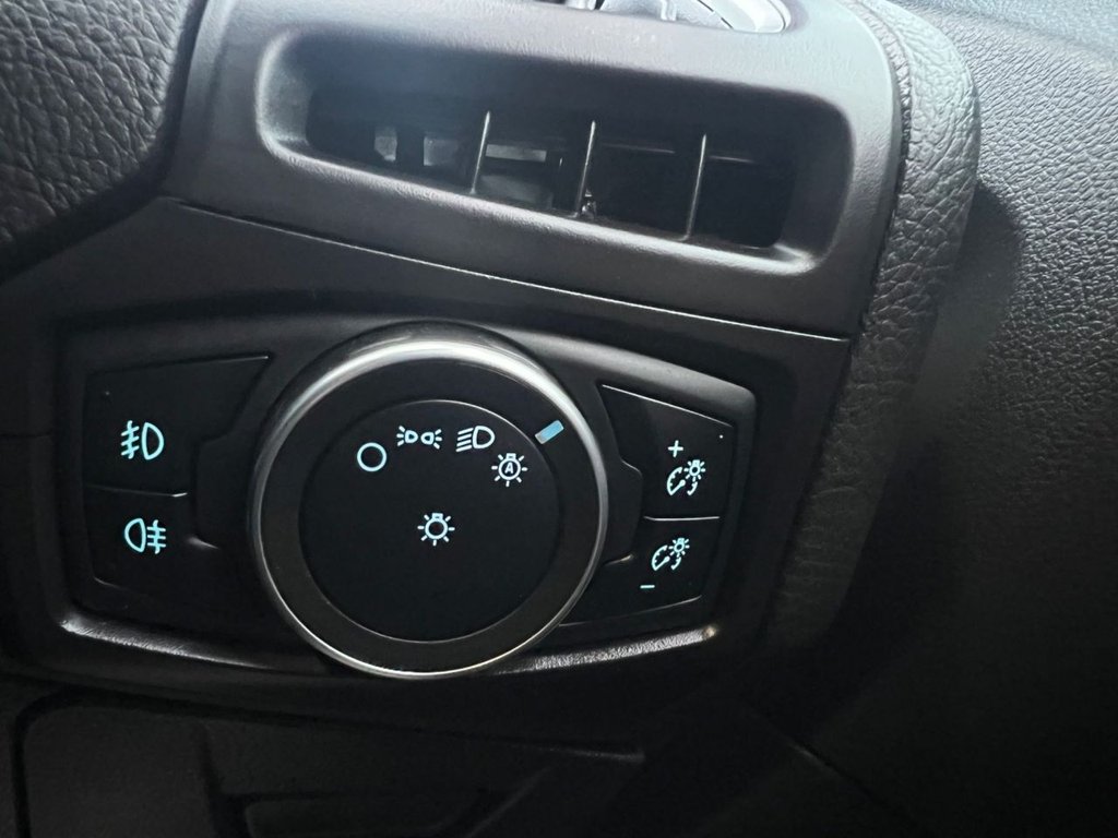 Used Ford Focus 2017 for sale - 76711576: Photo 22