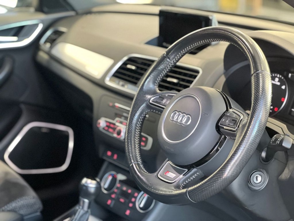 Used Audi Q3 2015 for sale - 77498531: Photo 10