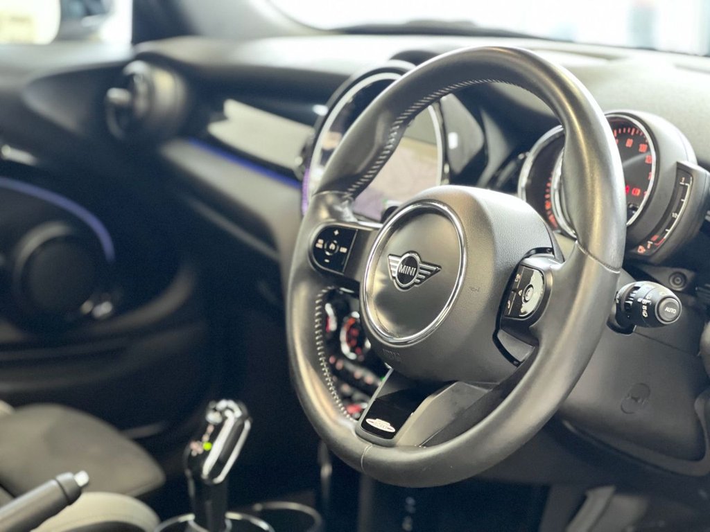 Used MINI Hatch 2022 for sale - 78134383: Photo 9