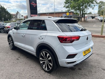 Used Volkswagen T-Roc 2021 for sale - 79586964: Photo
