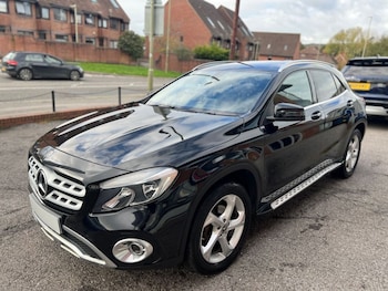 Used Mercedes-Benz GLA 2017 for sale - 76395829: Photo