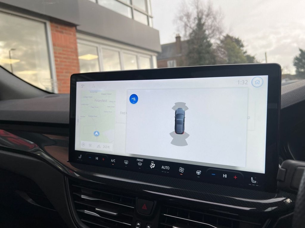 Used Ford Focus 2023 for sale - 76798042: Photo 19