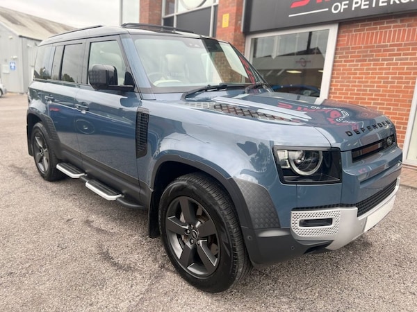 Used Land Rover Defender 2023 for sale - 76081244: Photo 8
