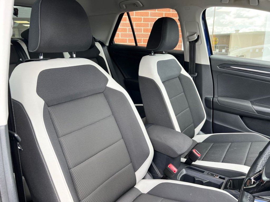 Used Volkswagen T-Roc 2018 for sale - 78110237: Photo 10