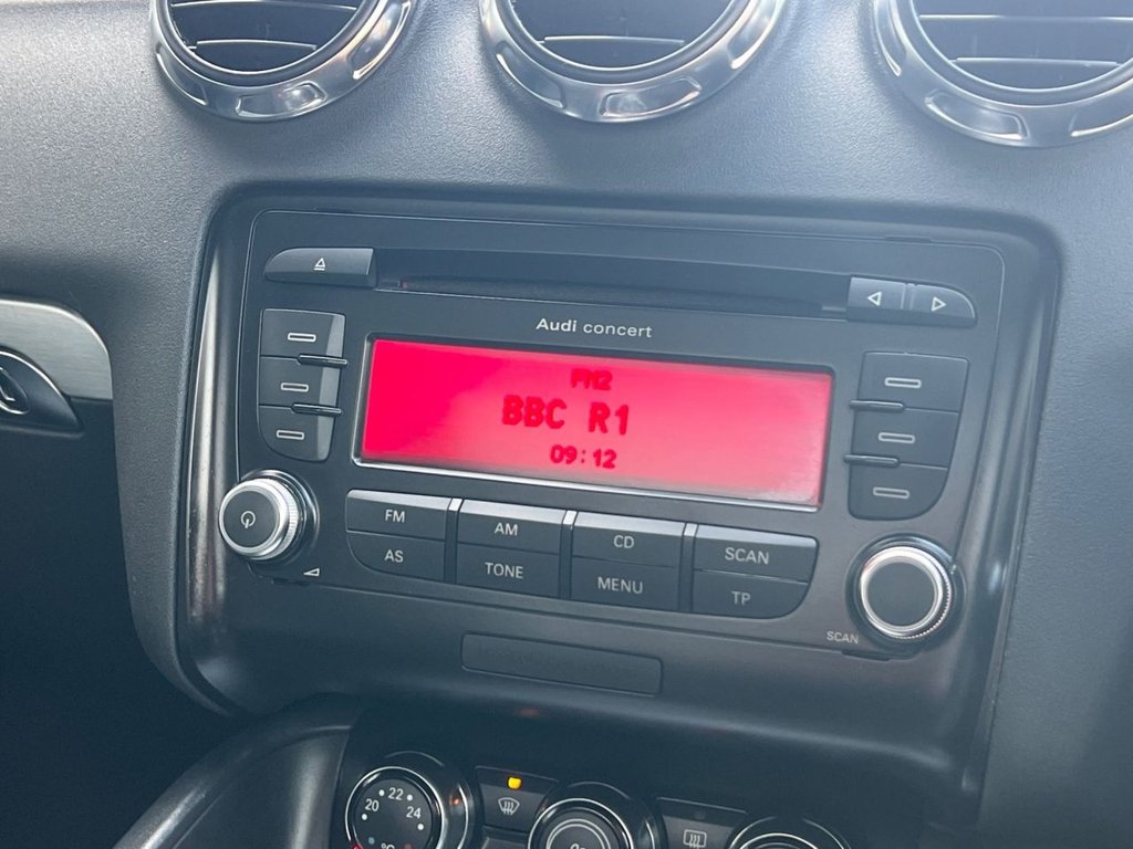 Used Audi TT 2010 for sale - 76454443: Photo 16