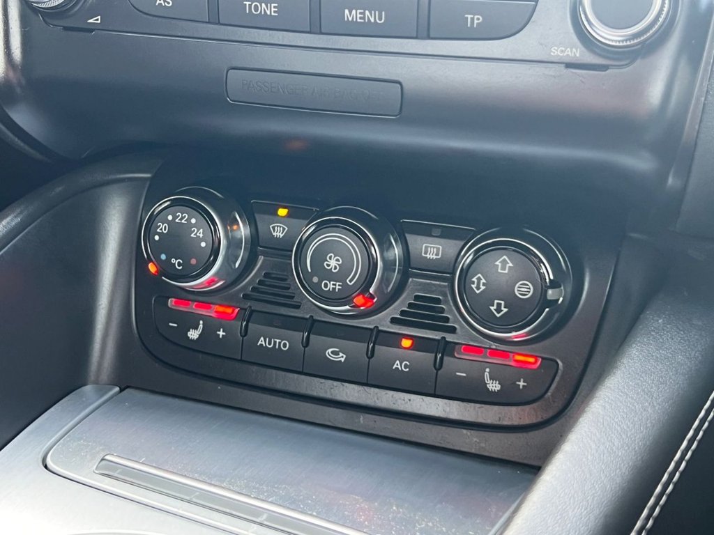 Used Audi TT 2010 for sale - 76454443: Photo 17