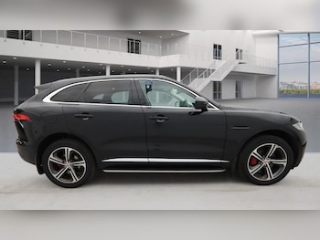 2017 (17) - 3.0 V6 S SUV 5dr Petrol Auto AWD Euro 6 (s/s) (380 ps)