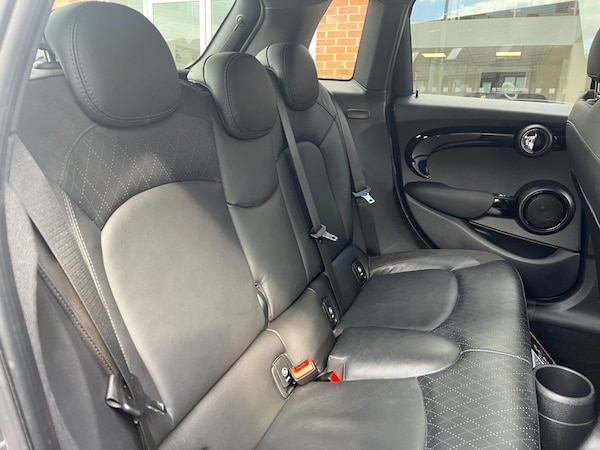 Used MINI Hatch 2020 for sale - 76235306: Photo 12