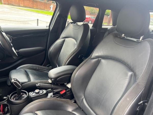 Used MINI Hatch 2020 for sale - 76235306: Photo 13