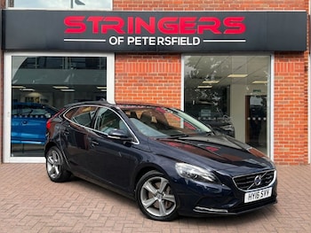 Used Volvo V40 2016 for sale - 79587495: Photo