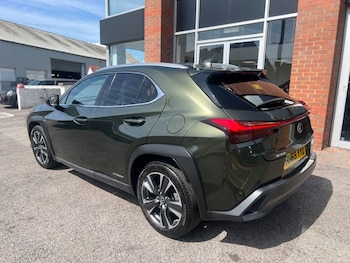 Used Lexus UX 2019 for sale - 79129410: Photo