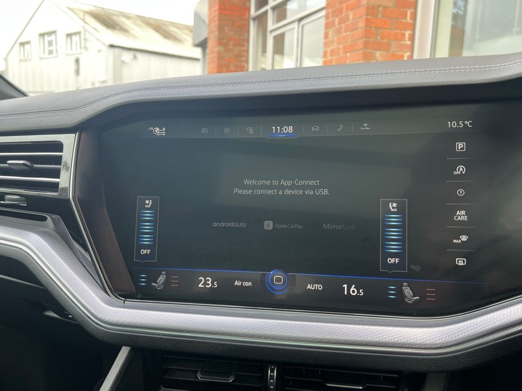 Used Volkswagen Touareg 2023 for sale - 77820538: Photo 13