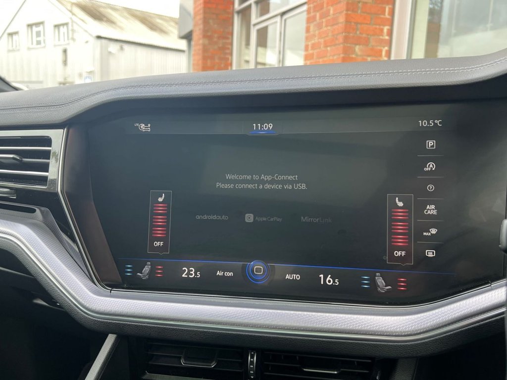 Used Volkswagen Touareg 2023 for sale - 77820538: Photo 14