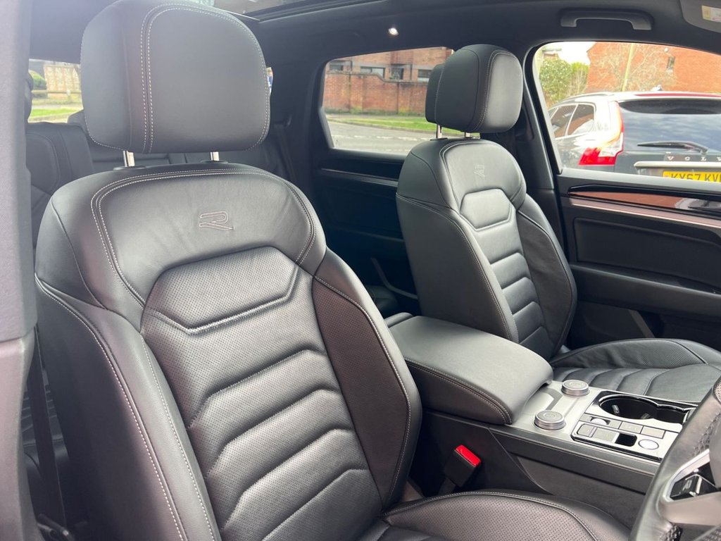 Used Volkswagen Touareg 2023 for sale - 77820538: Photo 3