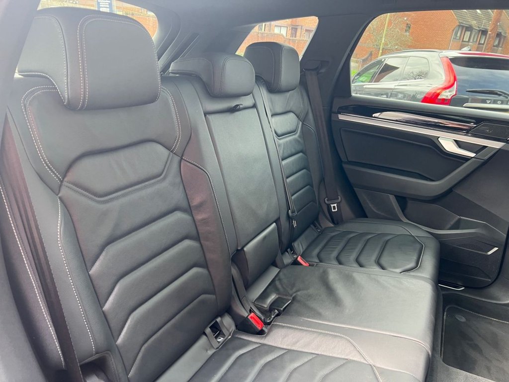 Used Volkswagen Touareg 2023 for sale - 77820538: Photo 5