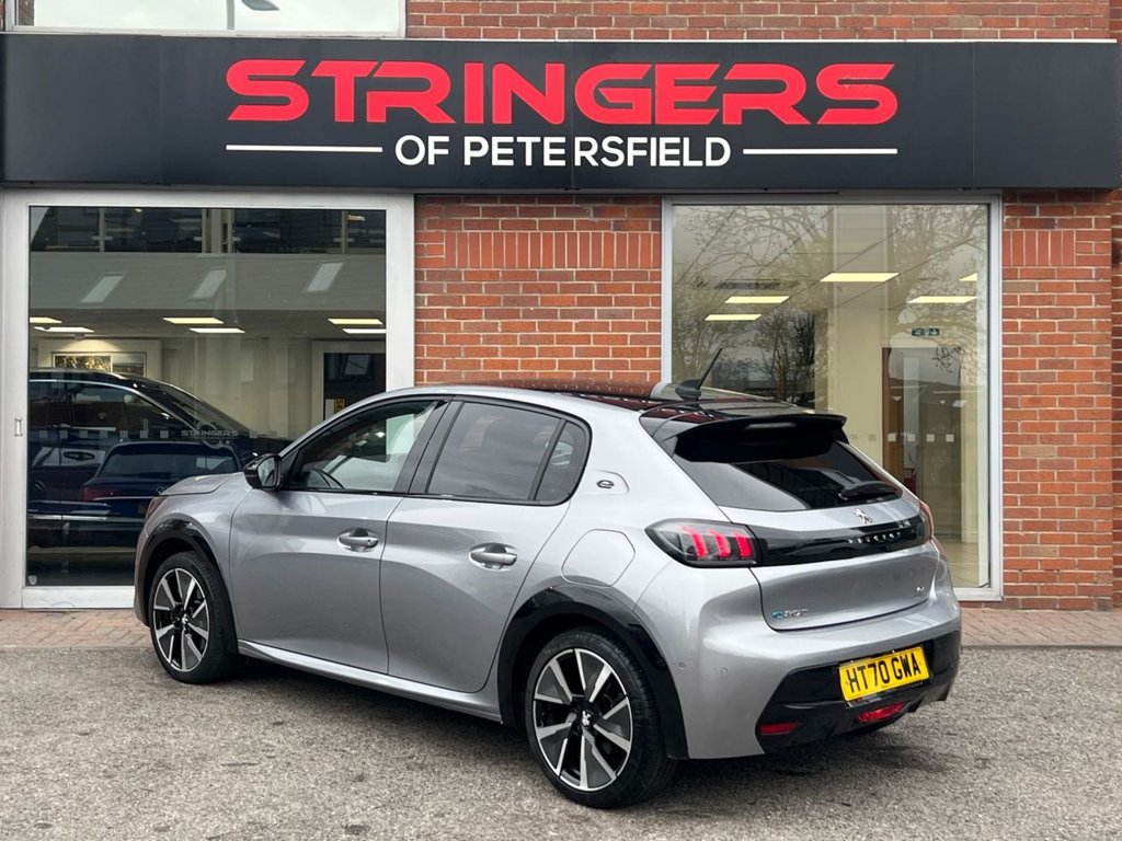 Used Peugeot 208 2021 for sale - 78096954: Photo 2