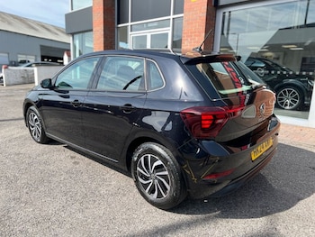 Used Volkswagen Polo 2024 for sale - 79166969: Photo