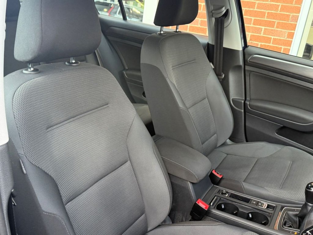 Used Volkswagen Golf 2018 for sale - 77342014: Photo 17