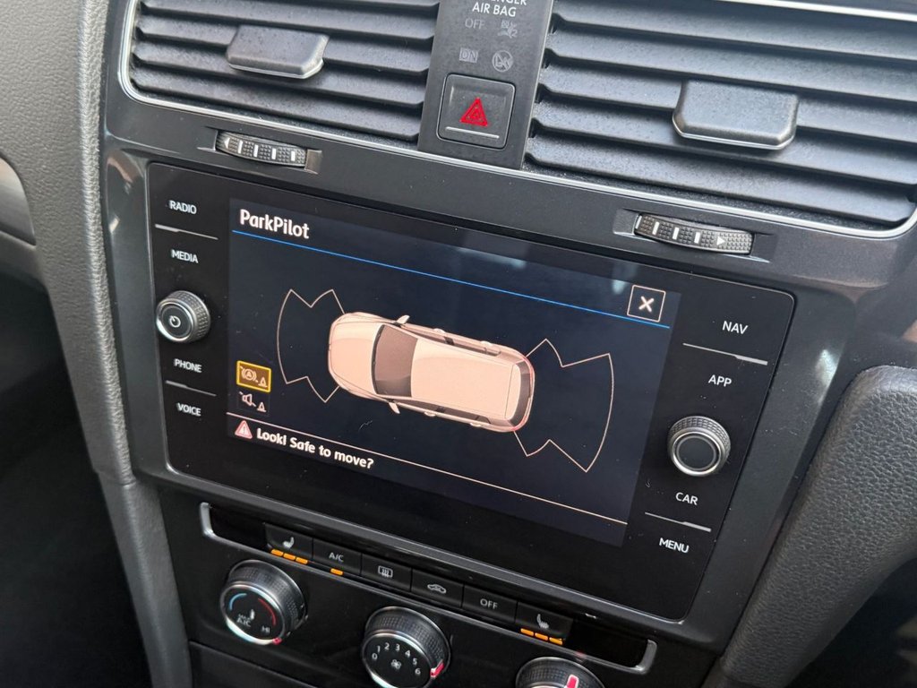 Used Volkswagen Golf 2018 for sale - 77342014: Photo 26