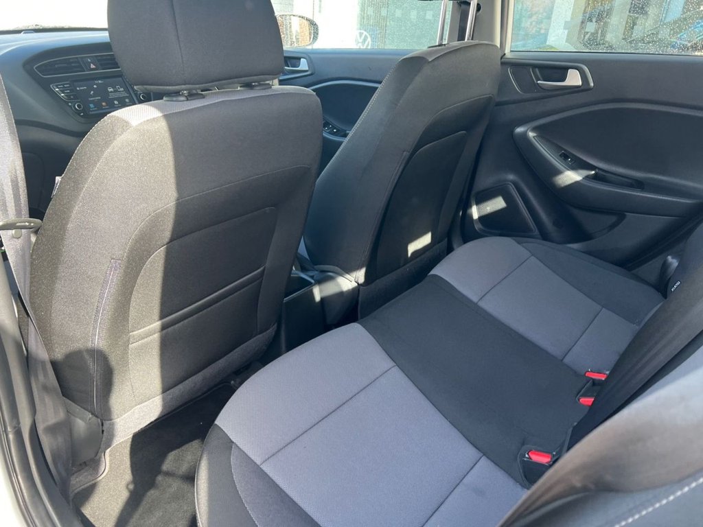 Used Hyundai i20 2019 for sale - 76148065: Photo 15
