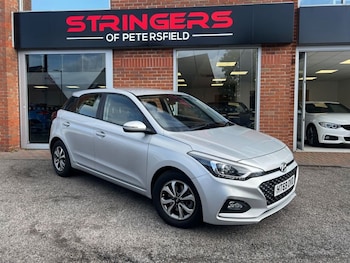 Used Hyundai i20 2019 for sale - 76148065: Photo 2