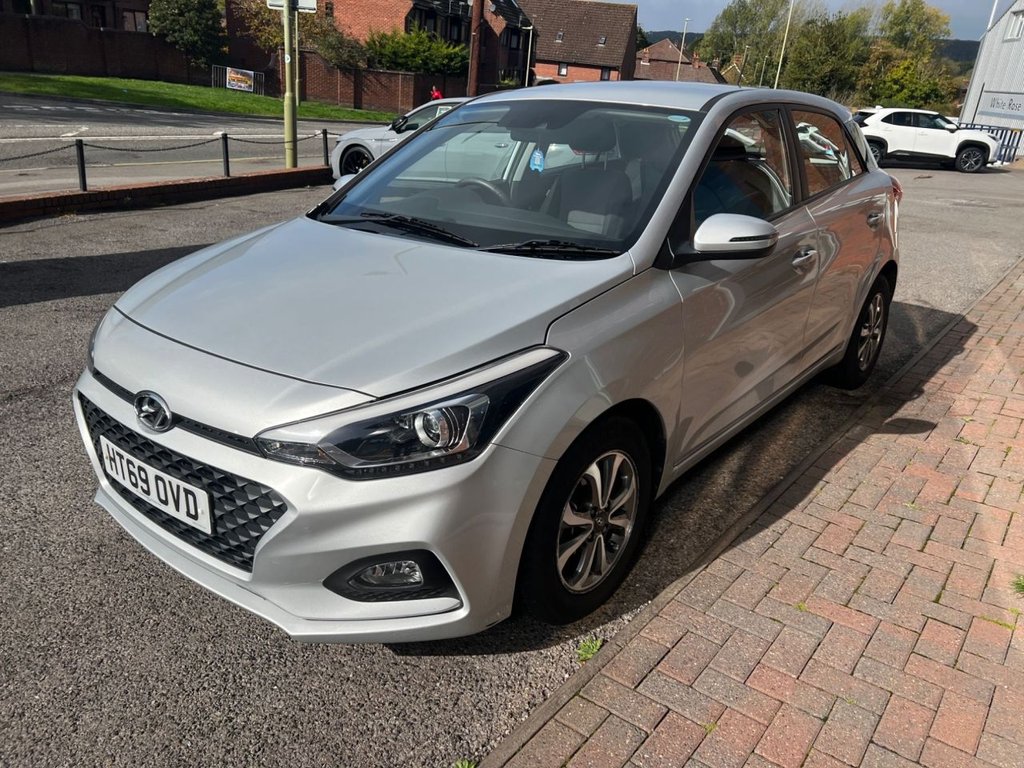 Used Hyundai i20 2019 for sale - 76148065: Photo 4
