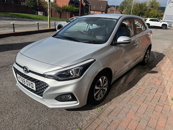 Used Hyundai i20 2019 for sale - 76148065: Photo 4