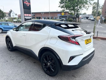Used Toyota C-HR 2019 for sale - 79269831: Photo