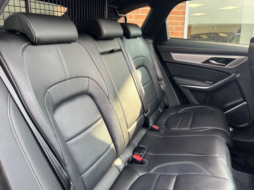 Used Jaguar F-Pace 2023 for sale - 77121813: Photo 13