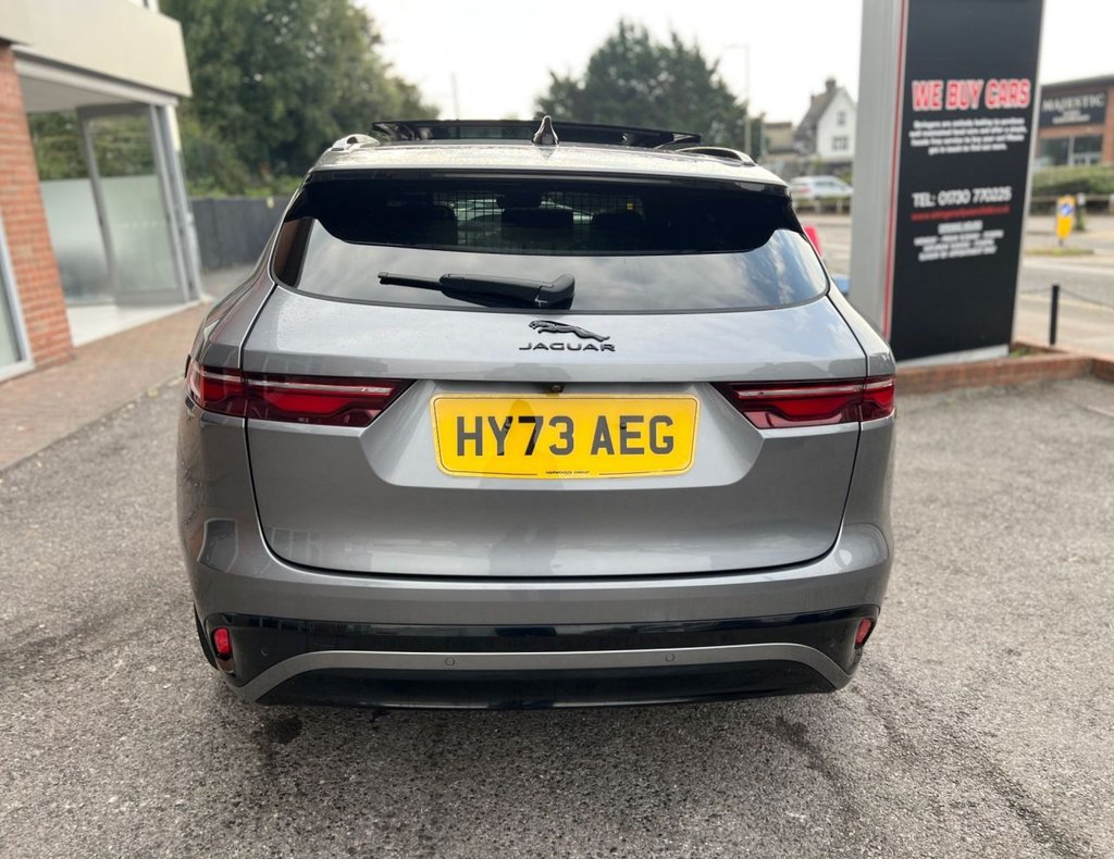 Used Jaguar F-Pace 2023 for sale - 77121813: Photo 5