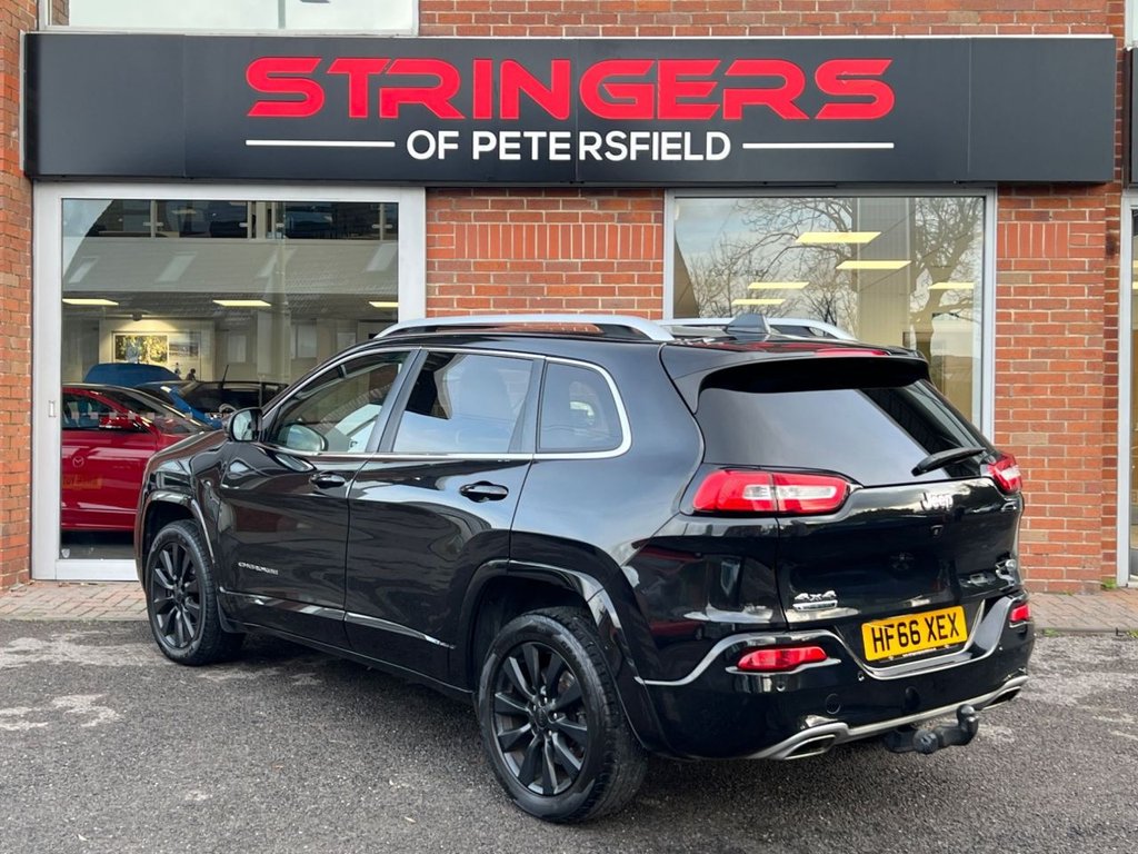 Used Jeep Cherokee 2016 for sale - 76797785: Photo 2