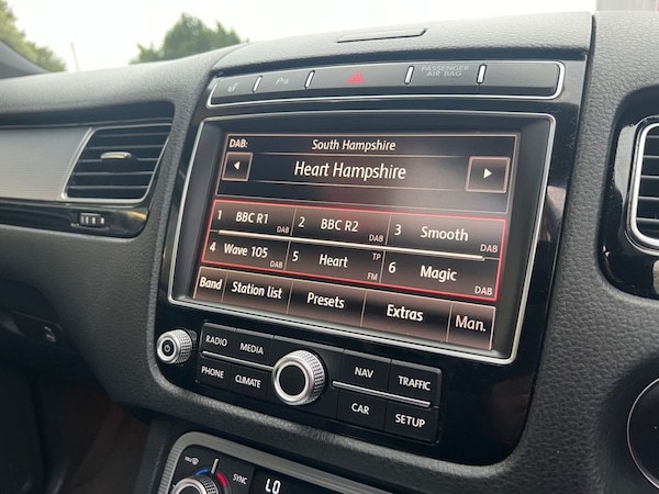 Used Volkswagen Touareg 2016 for sale - 76132525: Photo 18