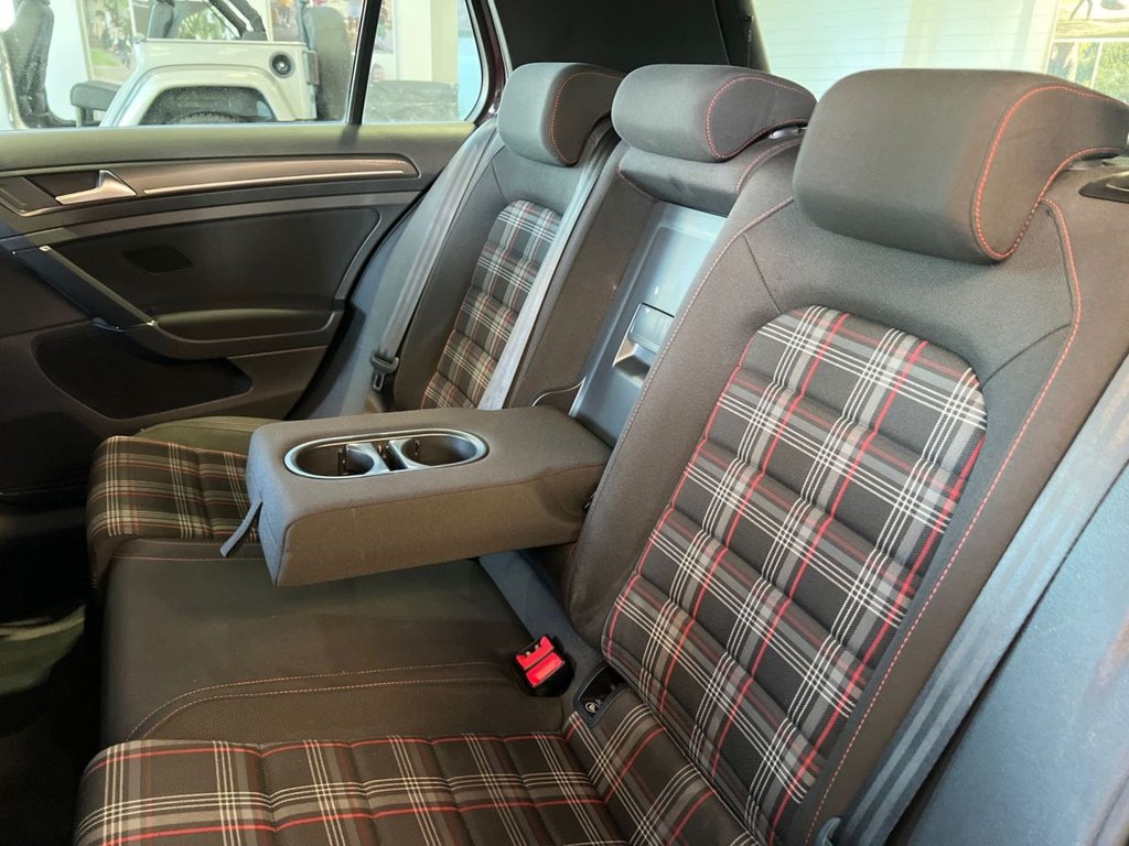 Used Volkswagen Golf 2017 for sale - 76868175: Photo 15