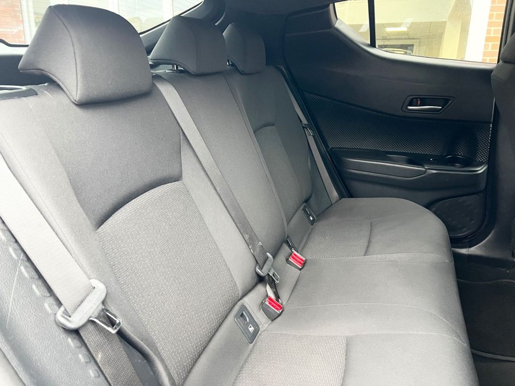 Used Toyota C-HR 2018 for sale - 76797721: Photo 13