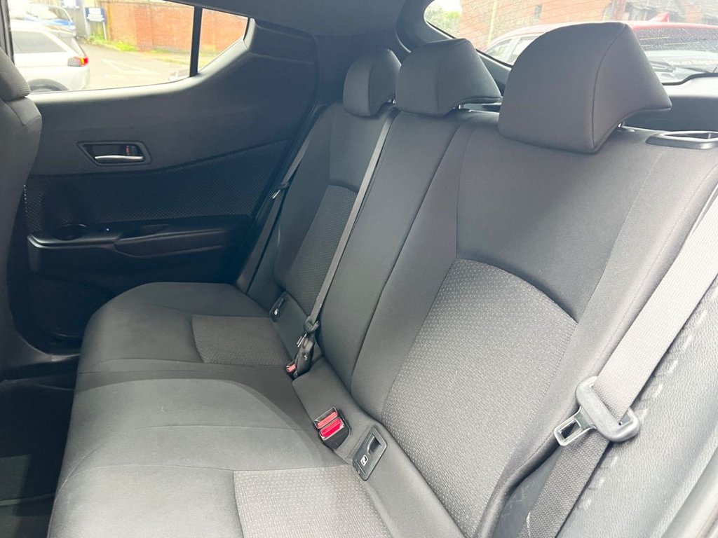 Used Toyota C-HR 2018 for sale - 76797721: Photo 15