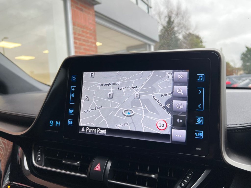 Used Toyota C-HR 2018 for sale - 76797721: Photo 17