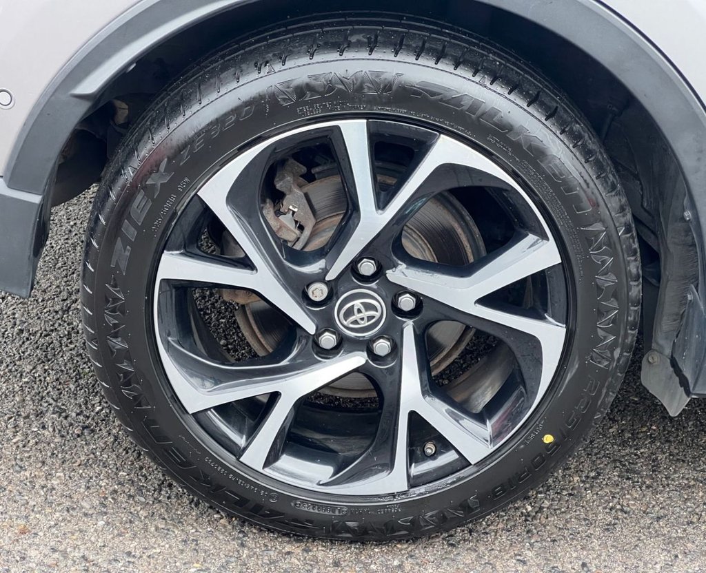 Used Toyota C-HR 2018 for sale - 76797721: Photo 25
