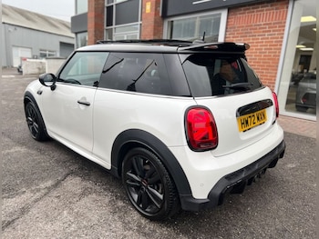 Used MINI Hatch 2022 for sale - 78401165: Photo