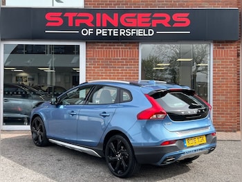 Used Volvo V40 2016 for sale - 78271640: Photo