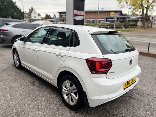 Used Volkswagen Polo 2018 for sale - 76280120: Photo 5