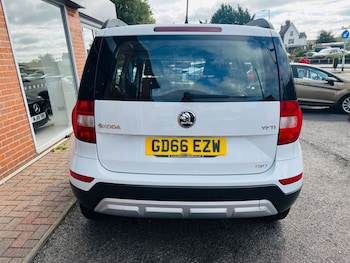 Used Skoda Yeti 2016 for sale - 76203047: Photo 4