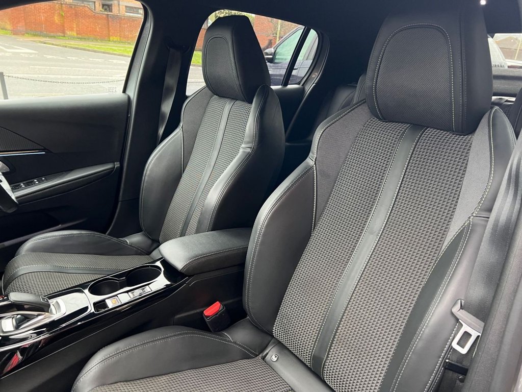 Used Peugeot 208 2021 for sale - 77122205: Photo 13