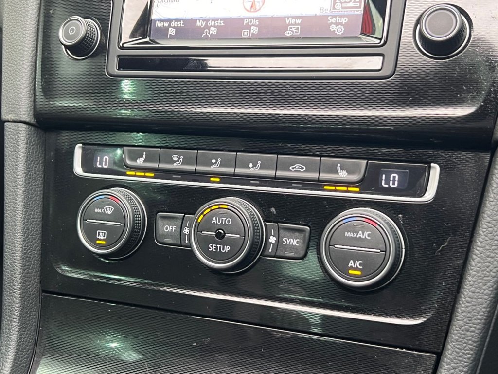 Used Volkswagen Golf 2014 for sale - 76618024: Photo 21