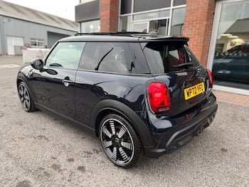 Used MINI Hatch 2022 for sale - 79713827: Photo