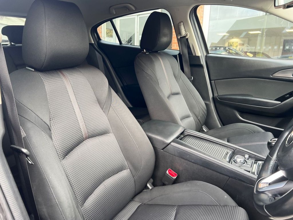 Used Mazda Mazda3 2018 for sale - 76798121: Photo 14