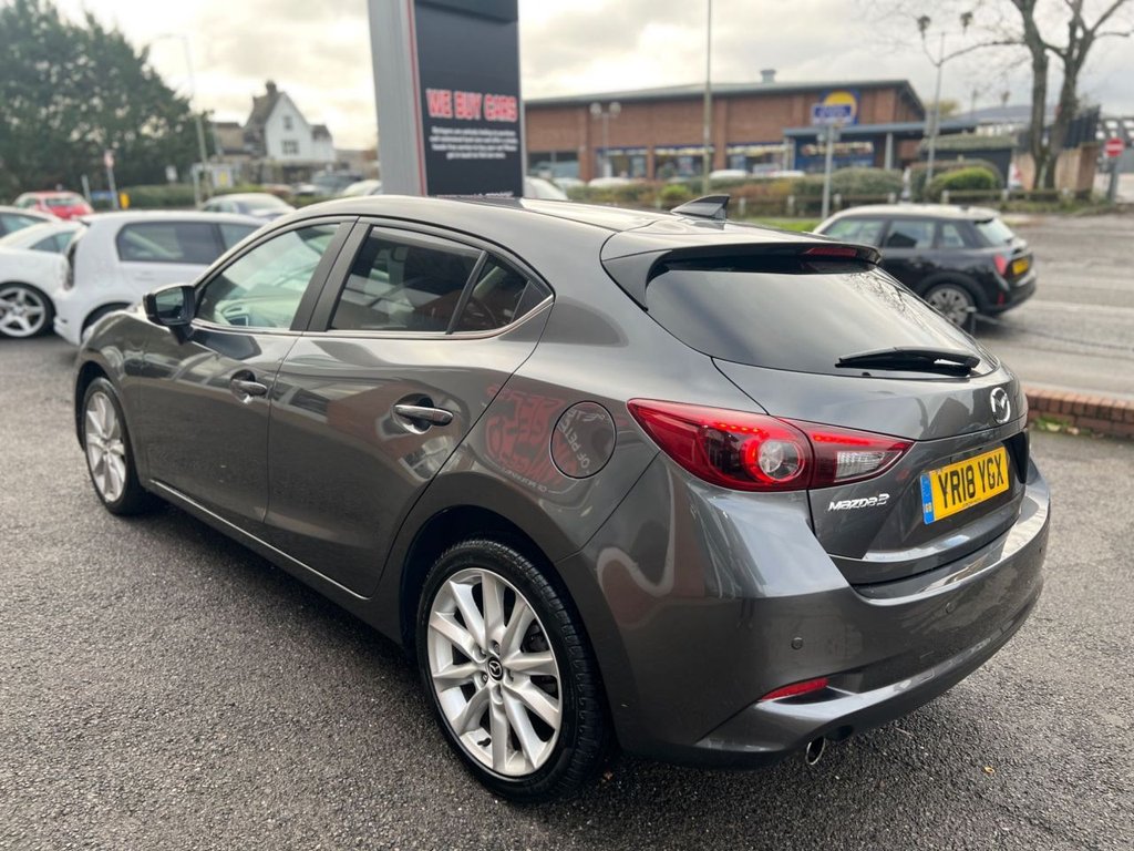 Used Mazda Mazda3 2018 for sale - 76798121: Photo 5