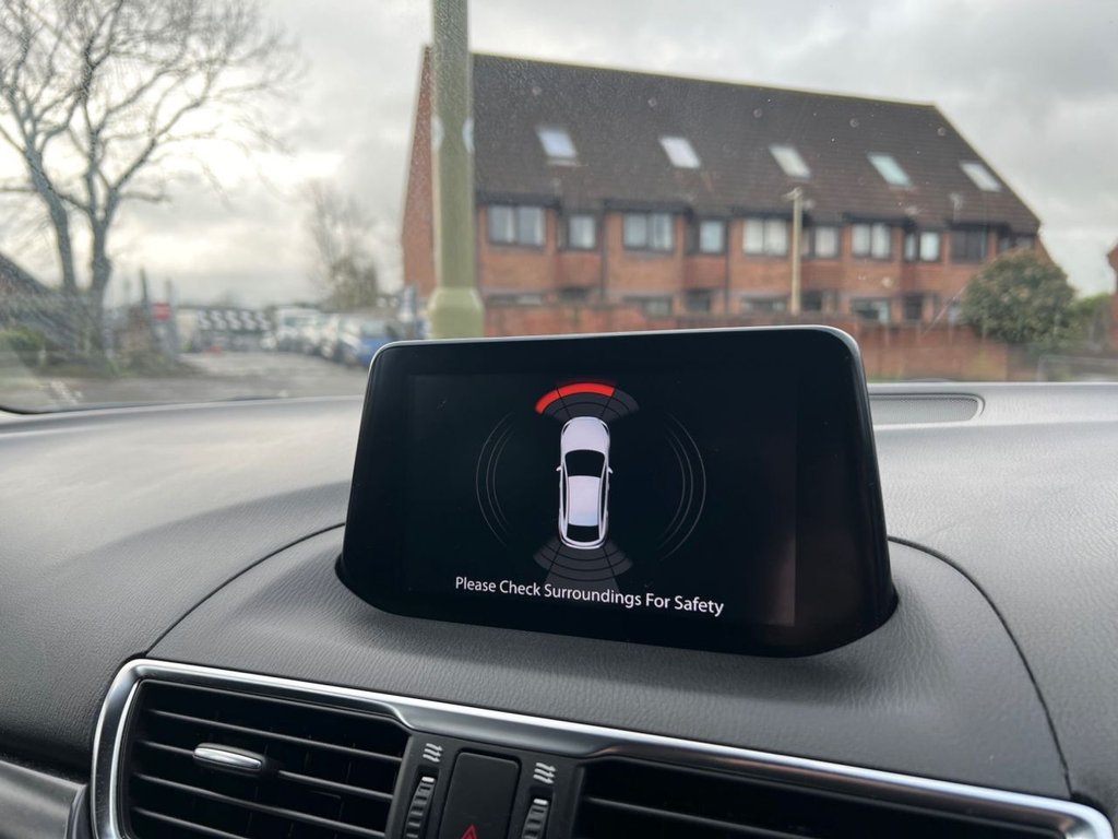 Used Mazda Mazda3 2018 for sale - 76798121: Photo 9