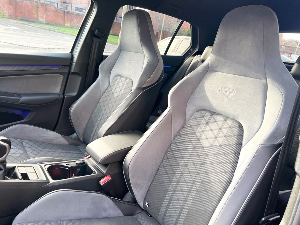 Used Volkswagen Golf 2021 for sale - 76792069: Photo 14